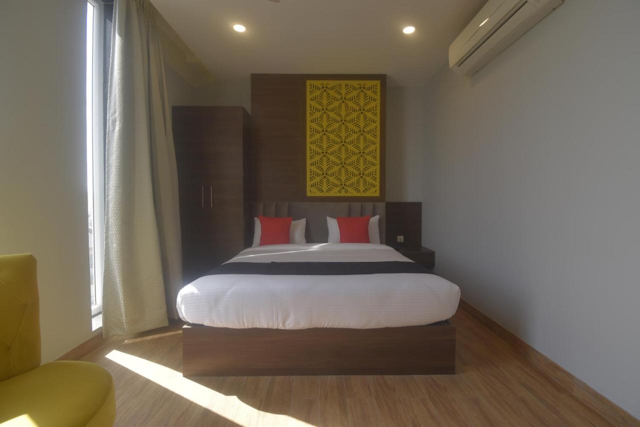 Ka10 Square Hotel & Banquets Jaipur Exteriör bild
